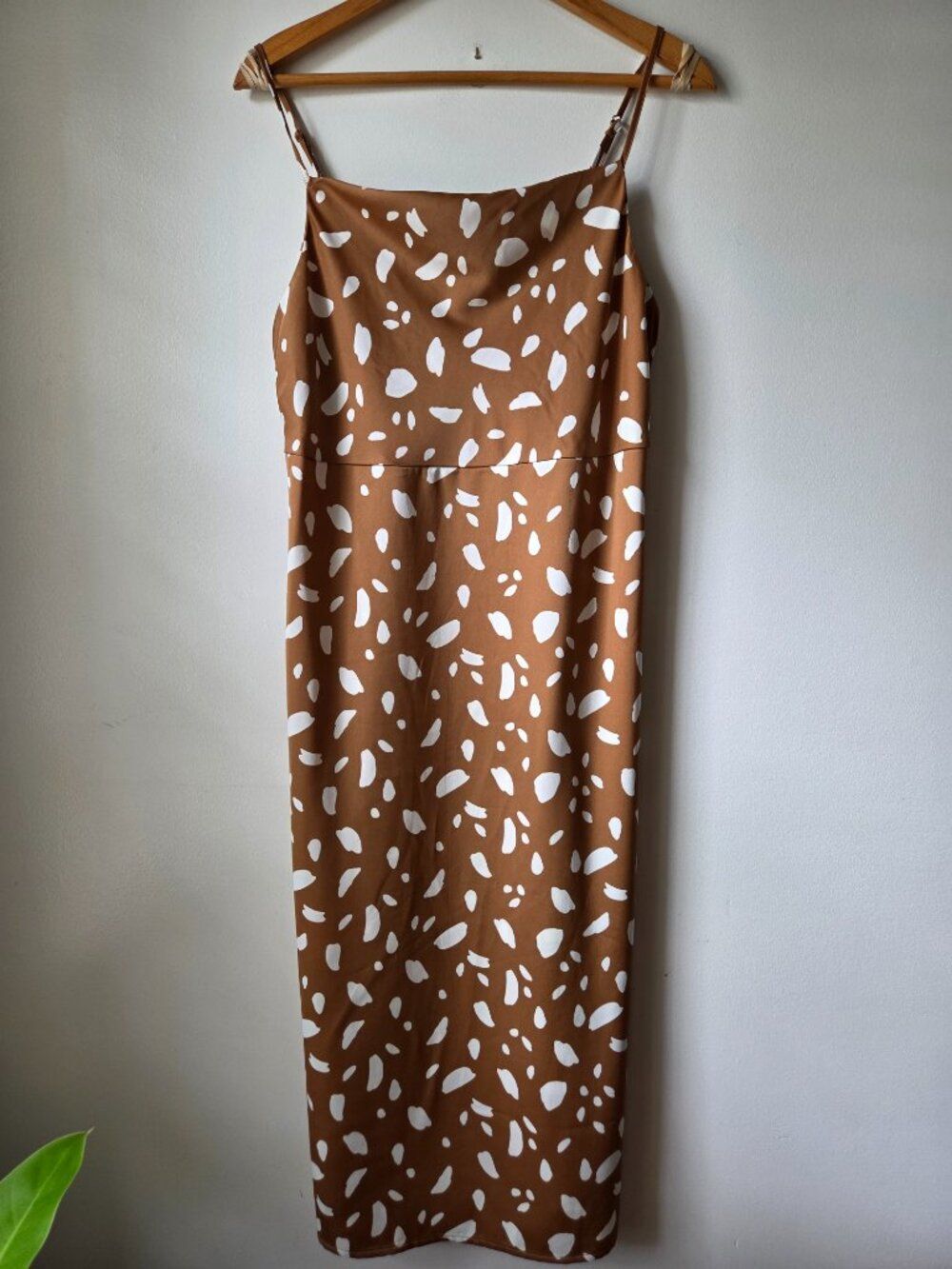 NWT OLD NAVY SPOTTED TAN WHITE TANK MIDI DRESS SIZE M